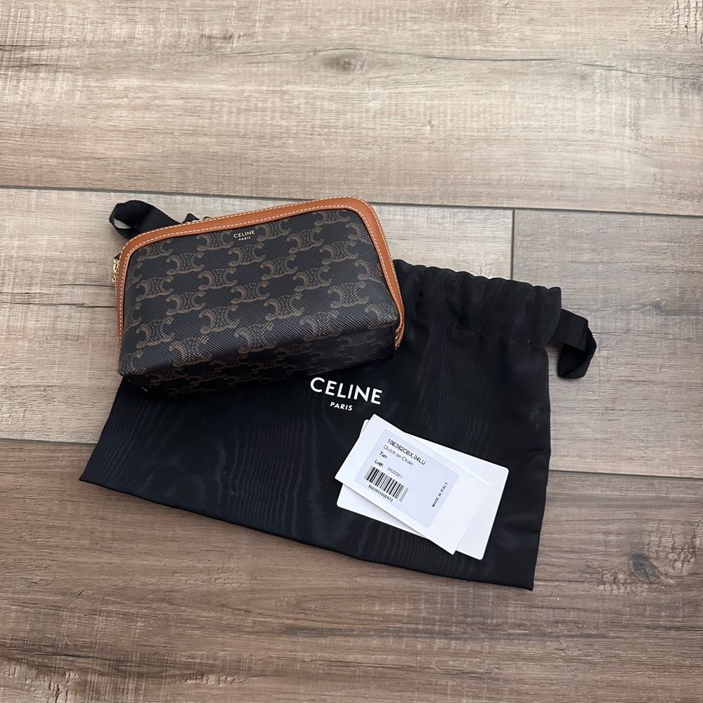 Celine | Clutch with chain in Triomphe Canvas